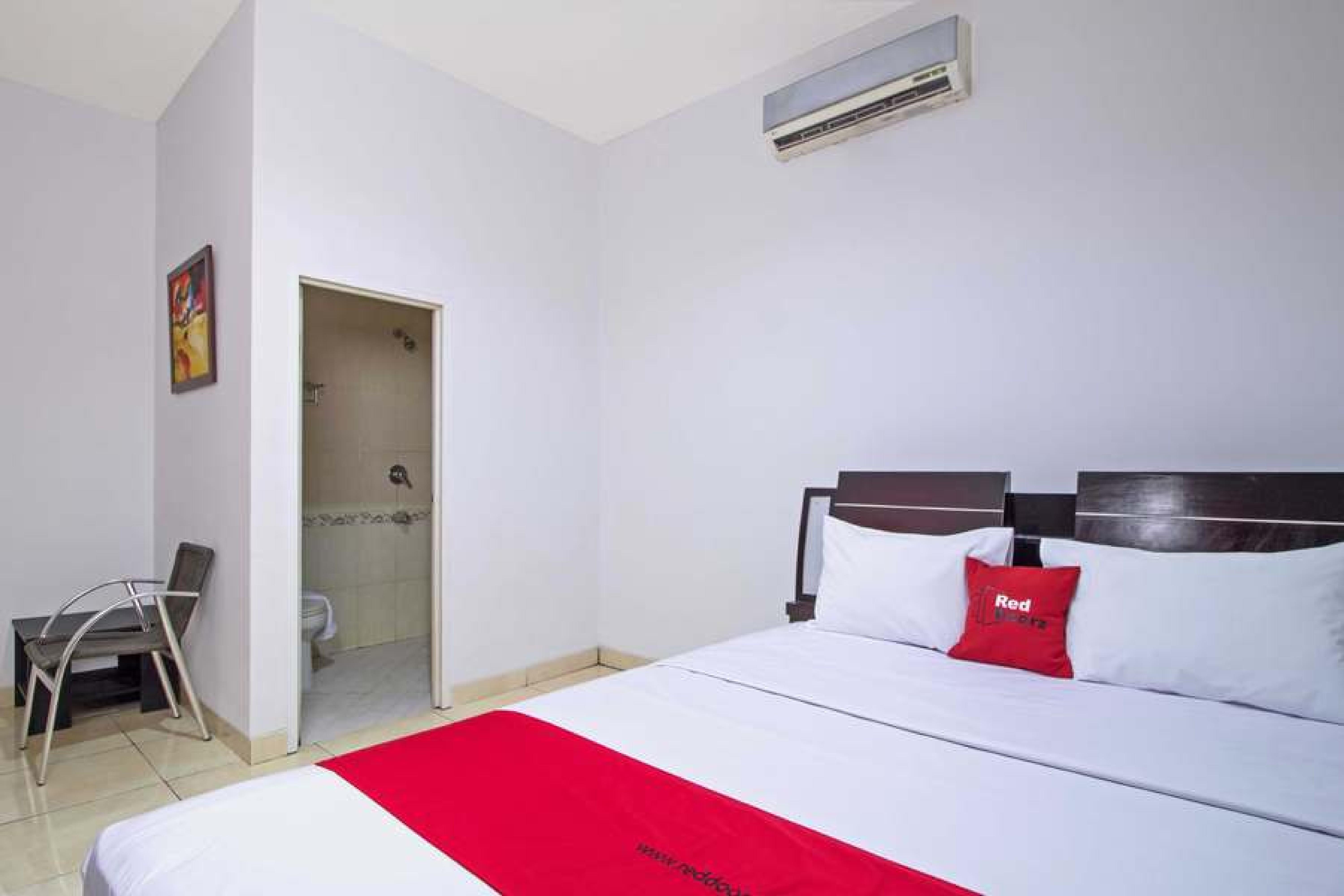 Reddoorz @ Pangeran Antasari 2 Hotel Cilandak  Eksteriør billede