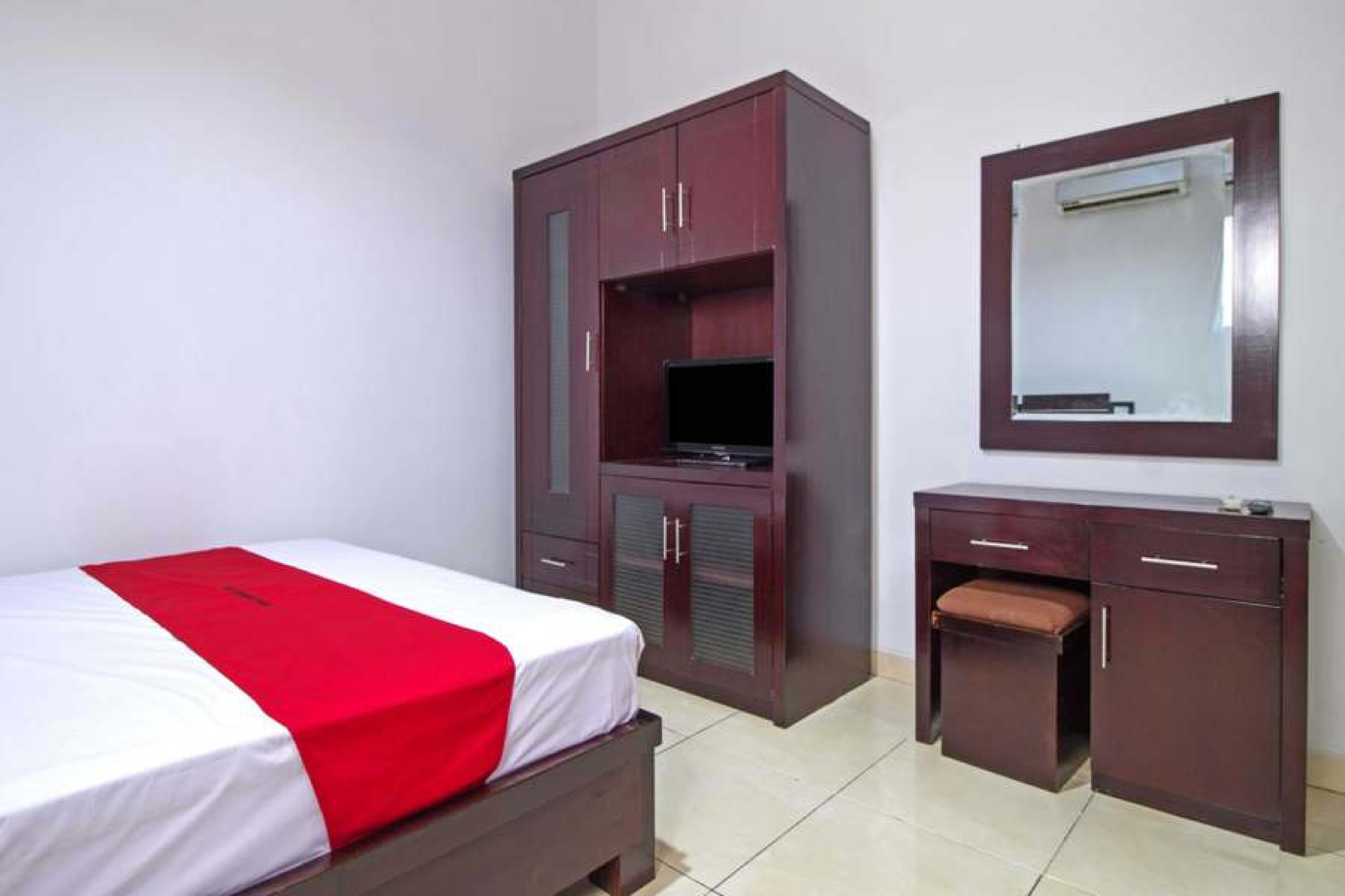 Reddoorz @ Pangeran Antasari 2 Hotel Cilandak  Eksteriør billede