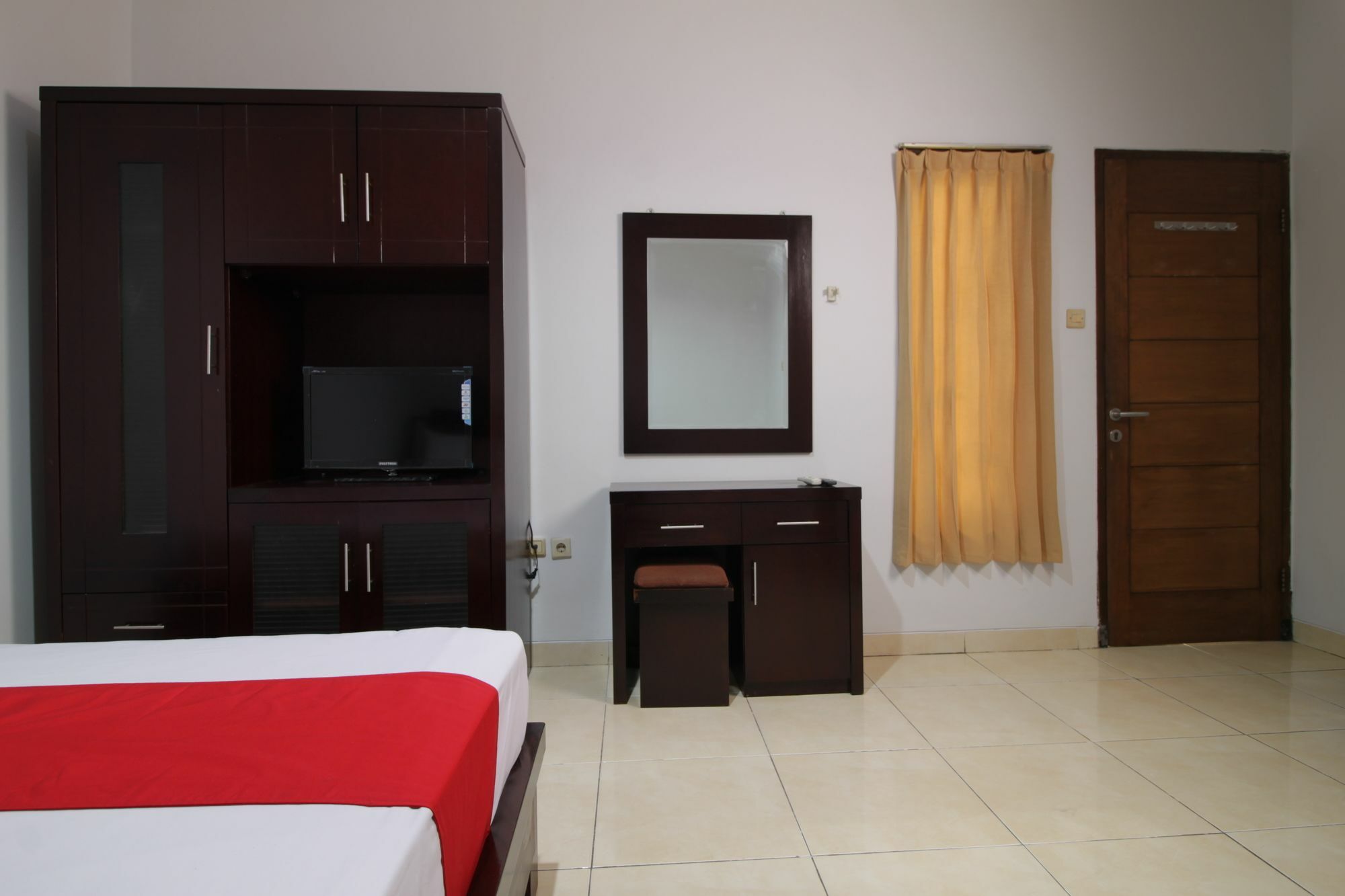 Reddoorz @ Pangeran Antasari 2 Hotel Cilandak  Eksteriør billede